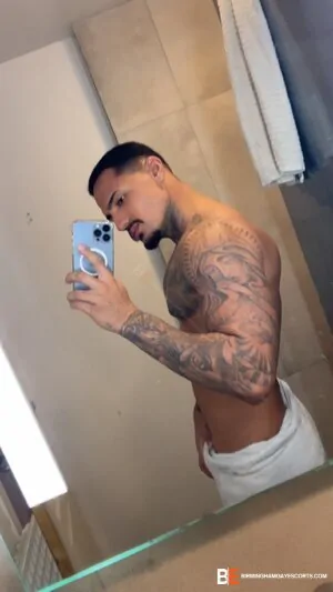 Bisexual Escort Diogo 24yr - role